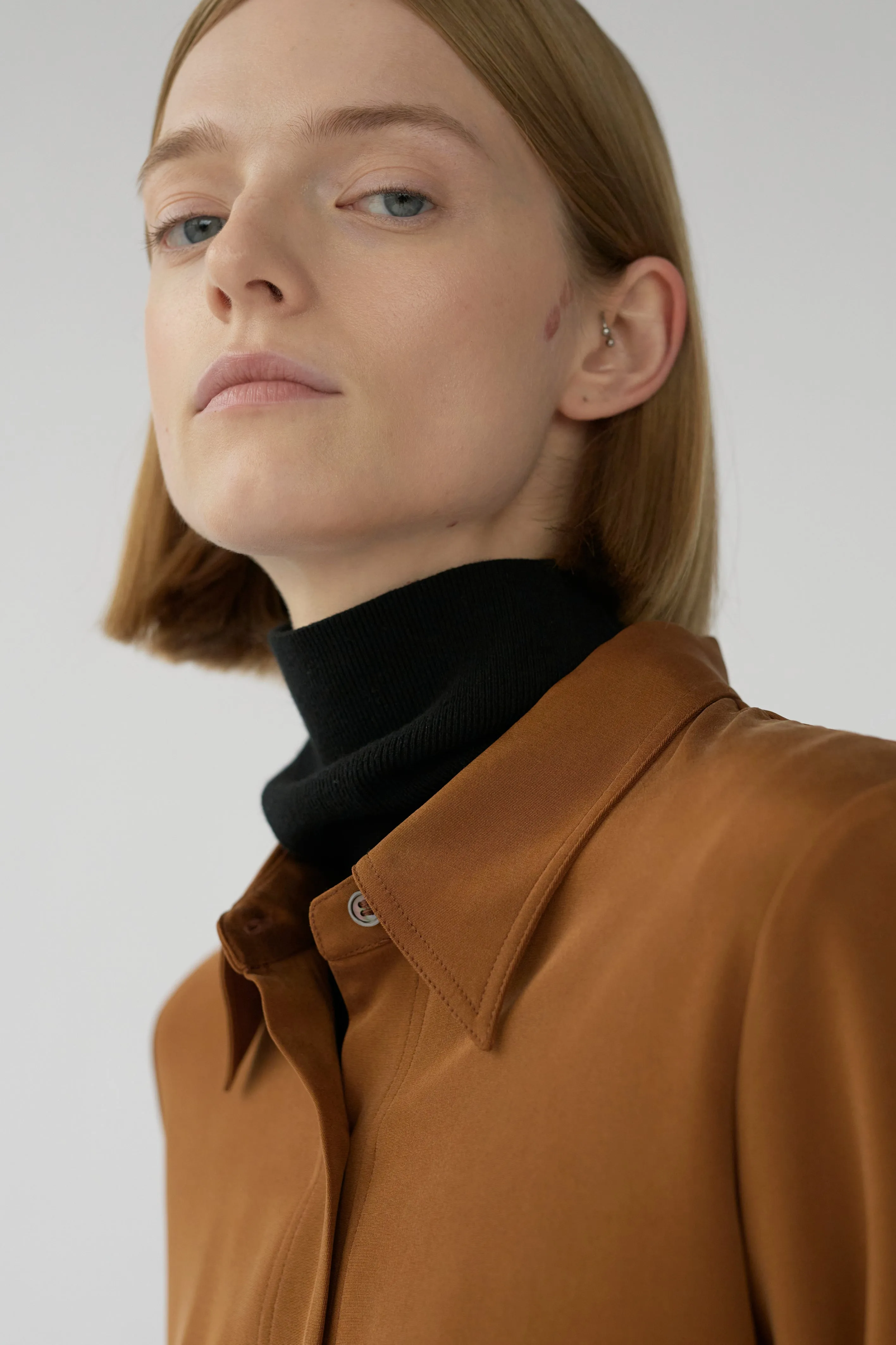 MEYER TURTLENECK - BLACK - WOOL/SILK